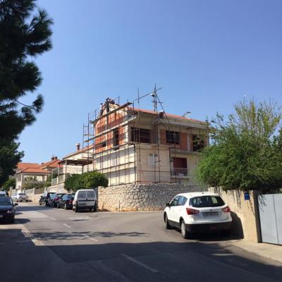 14088424 939280756198865 7972098767379013719 N